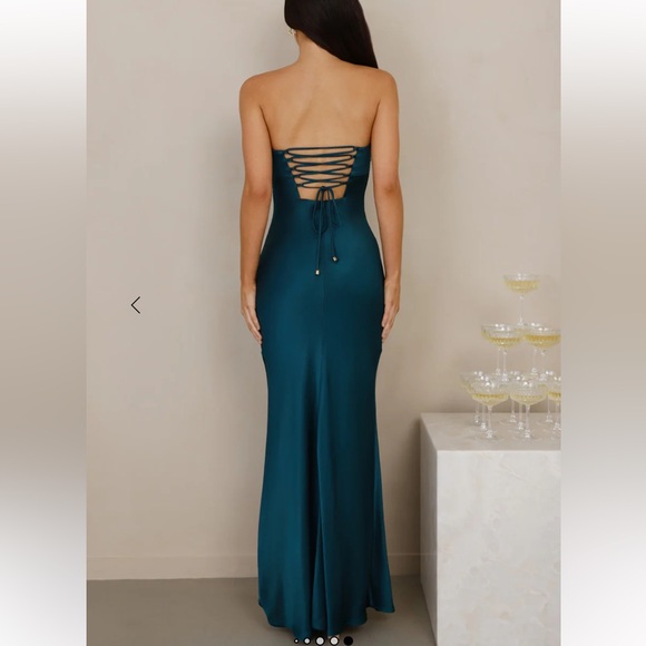 Hello Molly Seraphina Strapless Satin Maxi Dress Teal Size S New With Tag - Picture 3 of 15